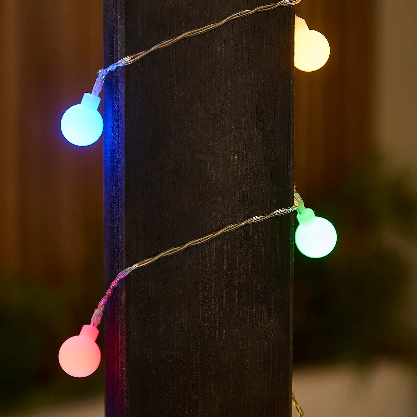 30 LED Solar Glow Multicoloured String Lights