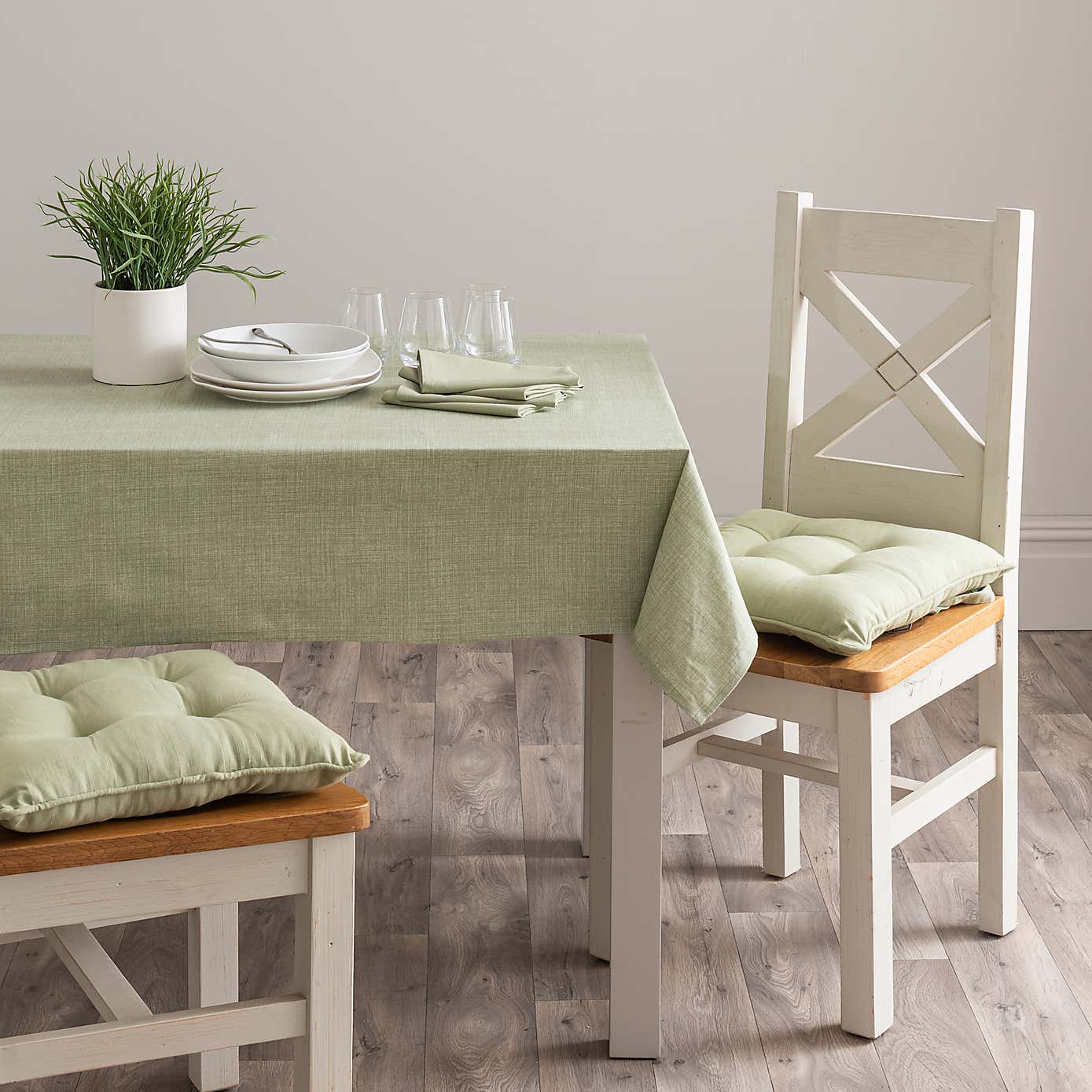 Wipe Clean Cotton Tablecloth