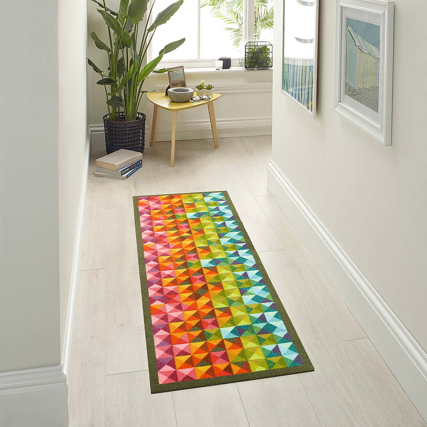 Marvel Triangles Washable Runner