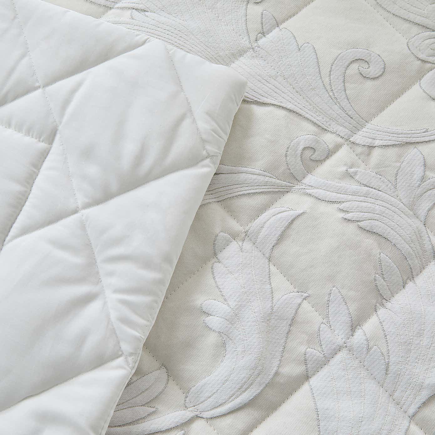 Dorma Acanthus Jacquard Bedspread