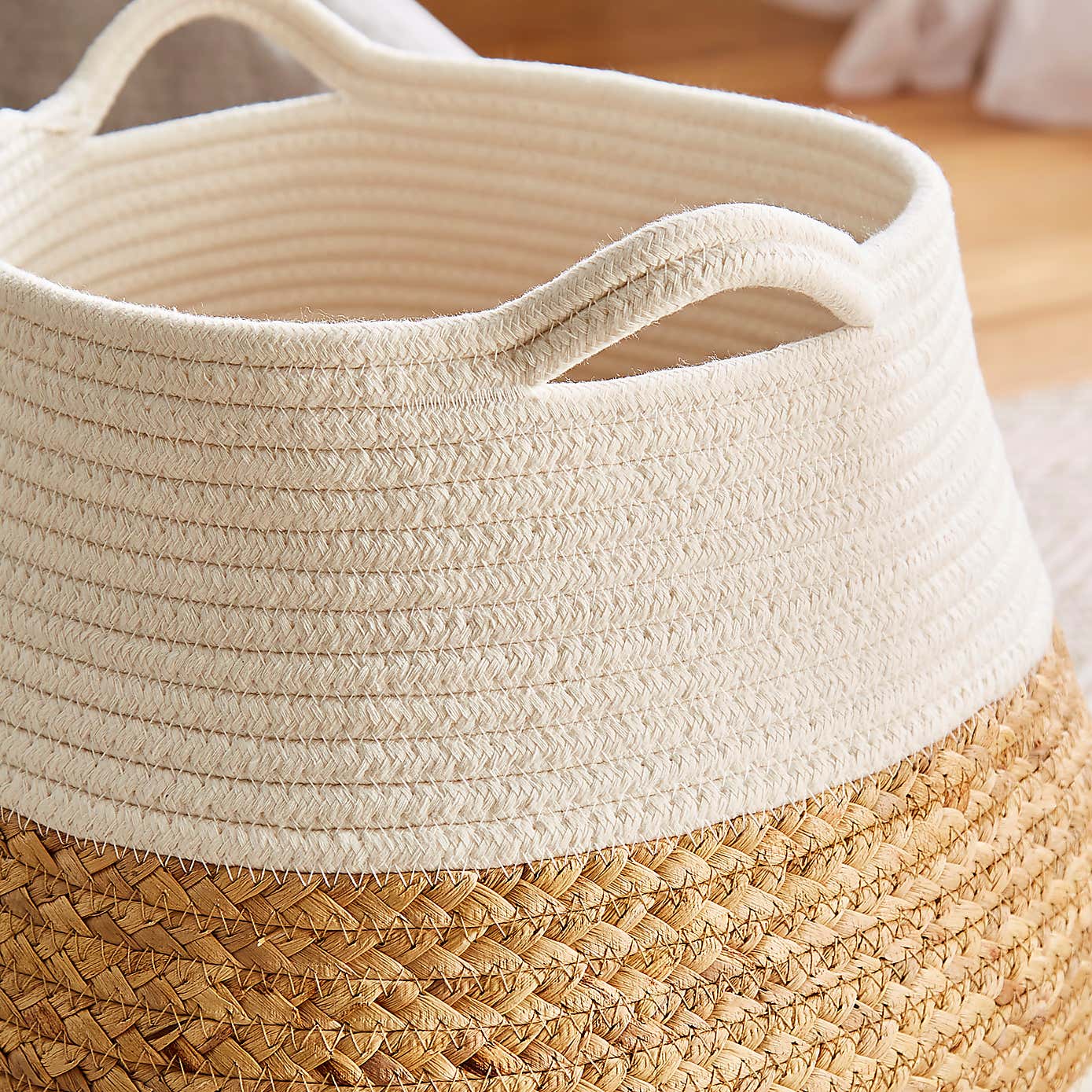 Mixed Material Belly Basket