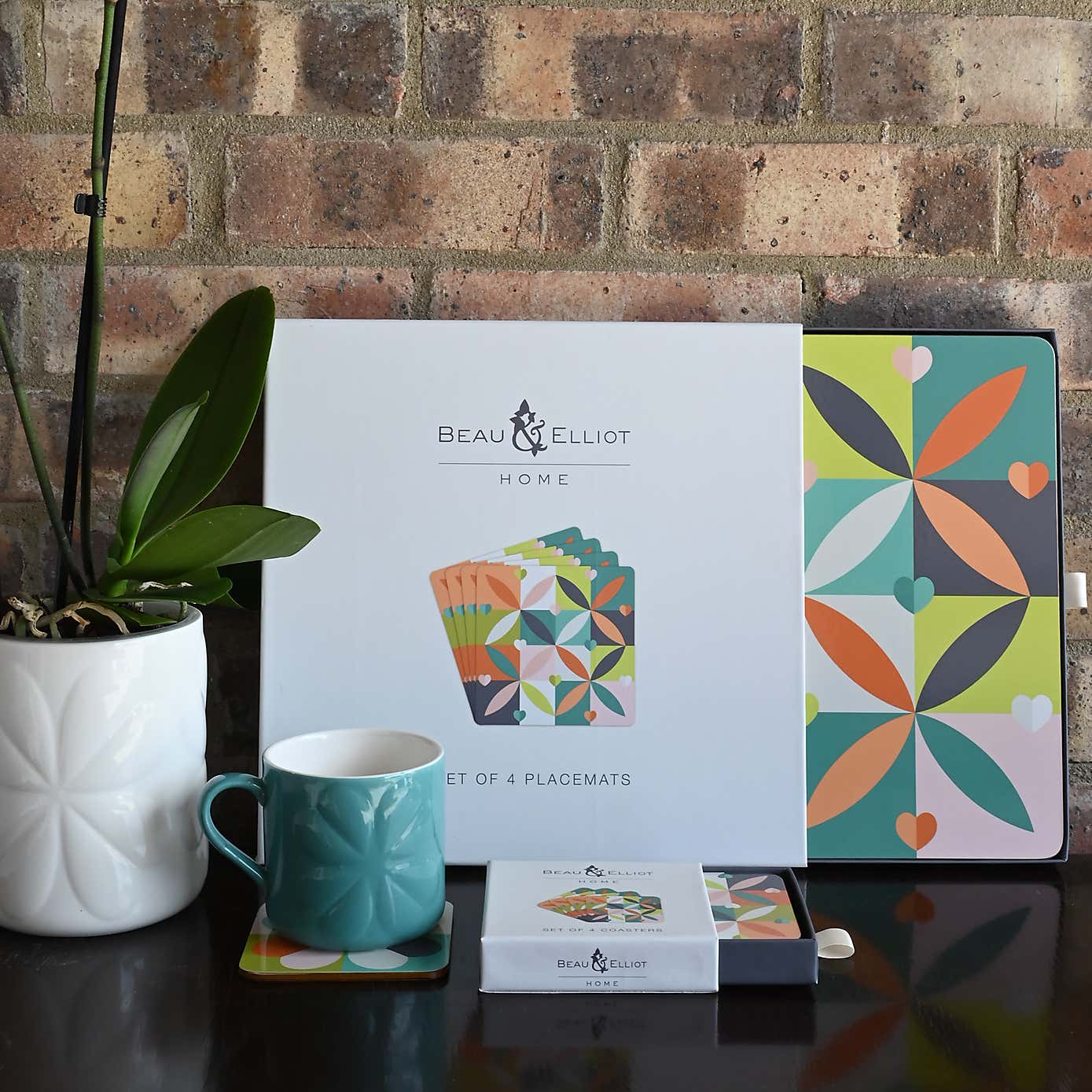 Navigate Carnaby Placemats Petal Large Square Set of 4