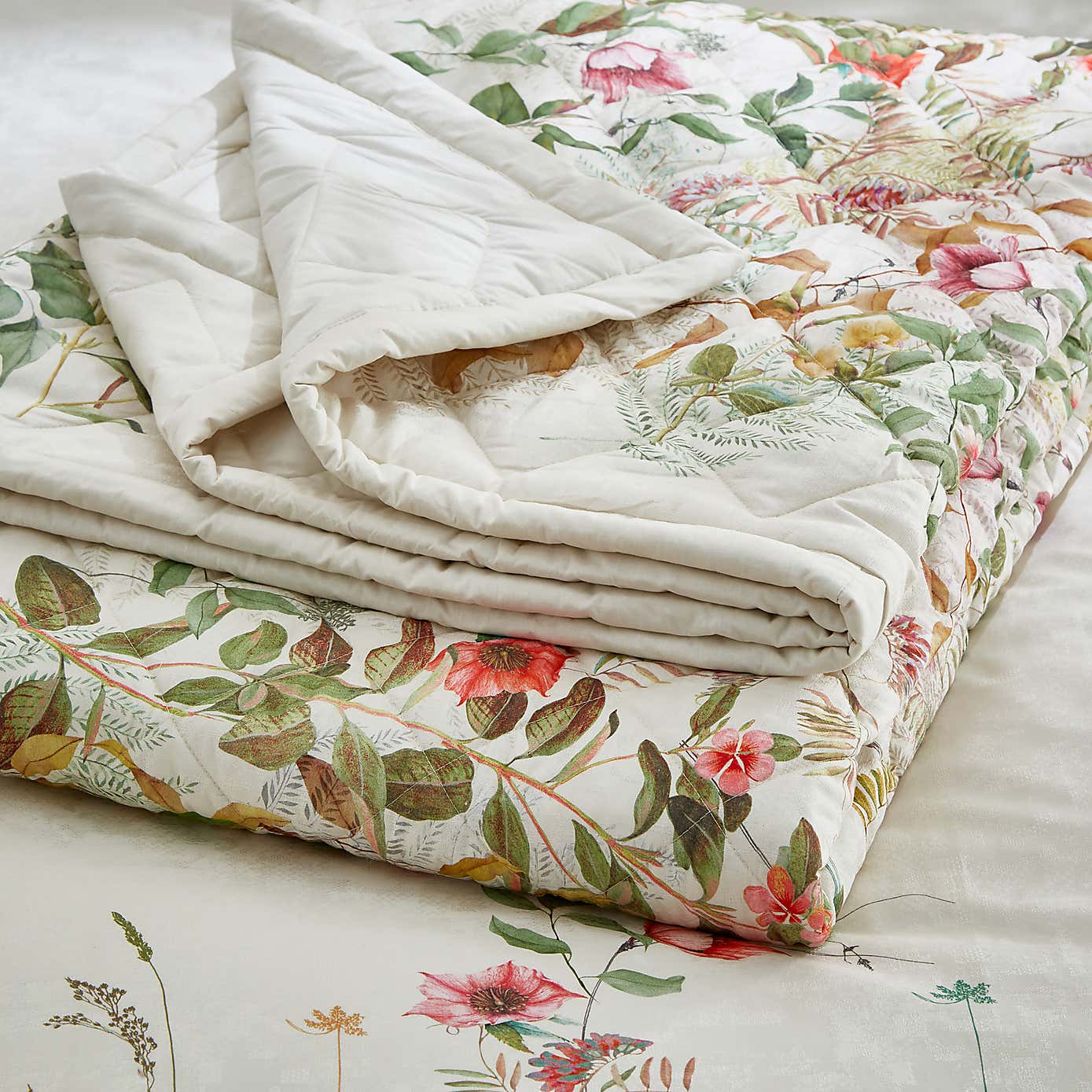 Dorma Rambling Rose Cream Cotton Bedspread