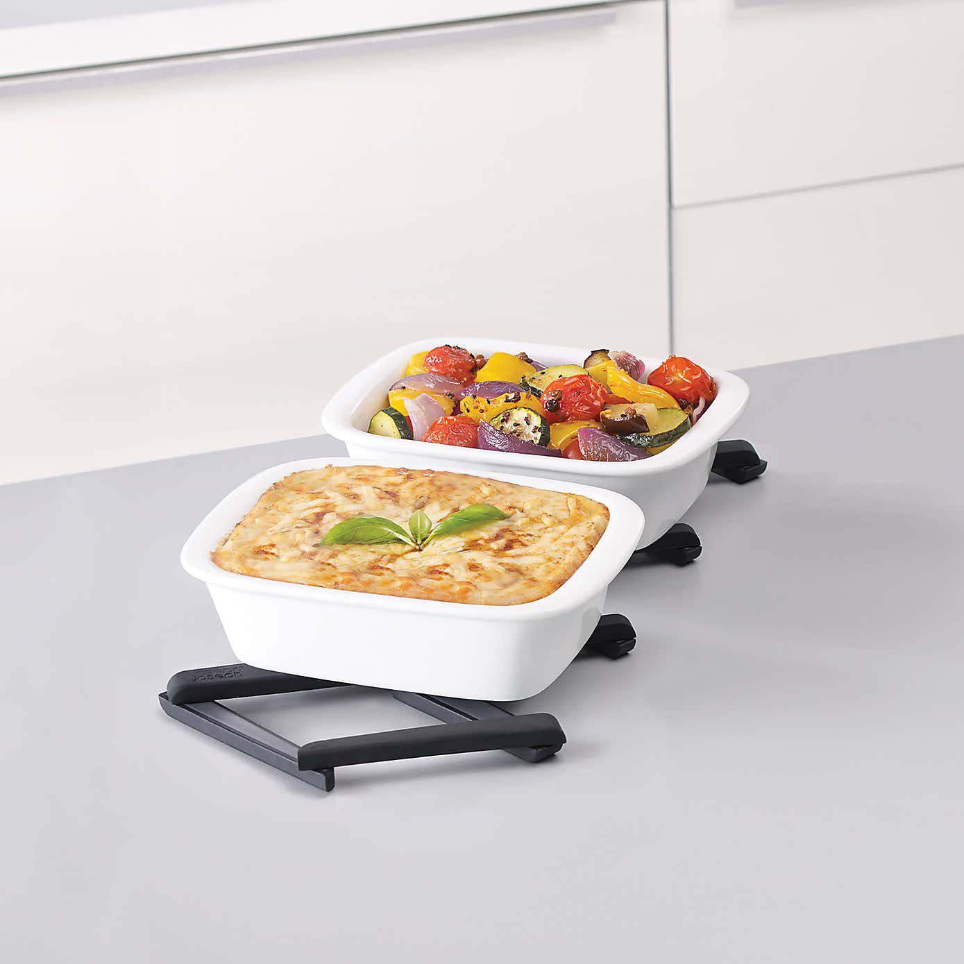 Joseph Joseph Stretch Silicone Black Pot Stand