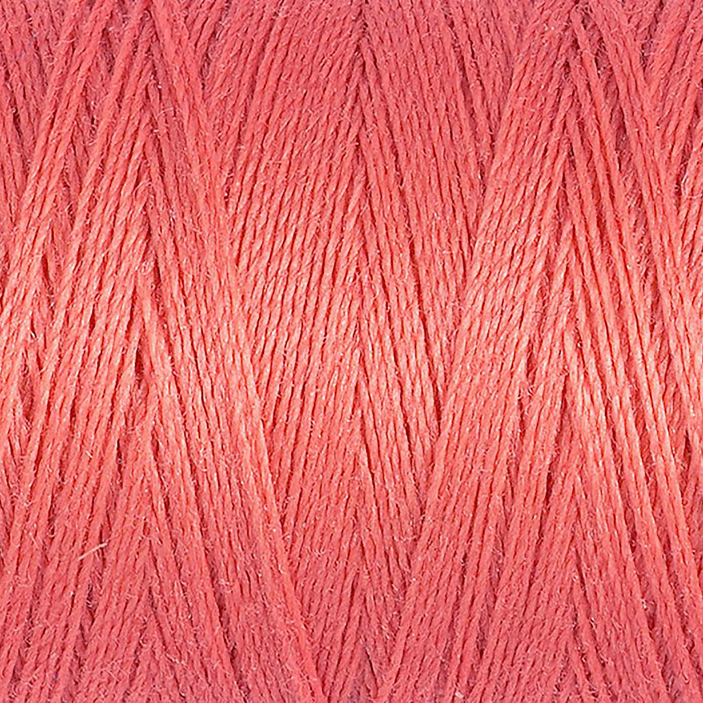 Gutermann Sew All Thread 100m Light Coral (896)