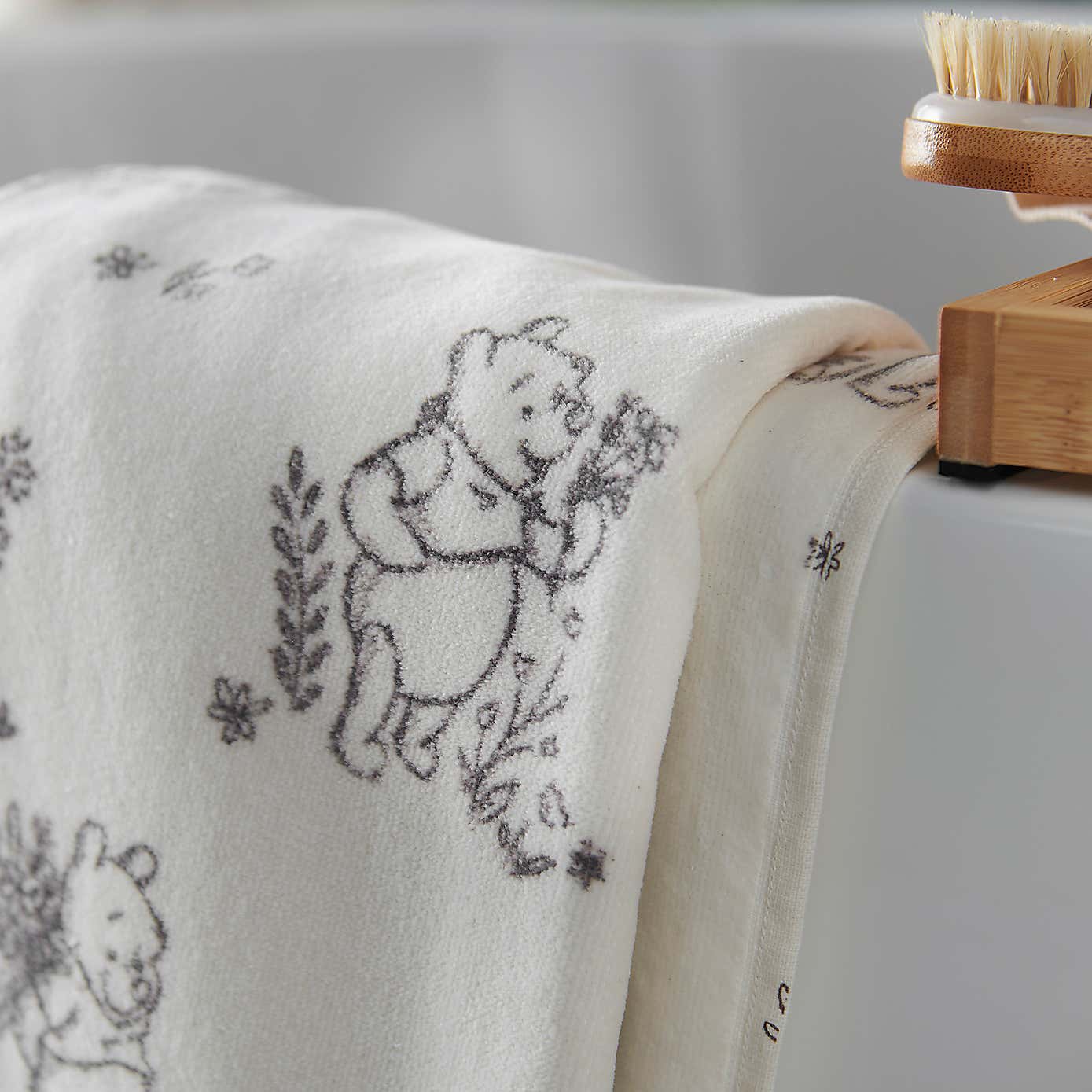 Disney Winnie the Pooh Cotton Towel
