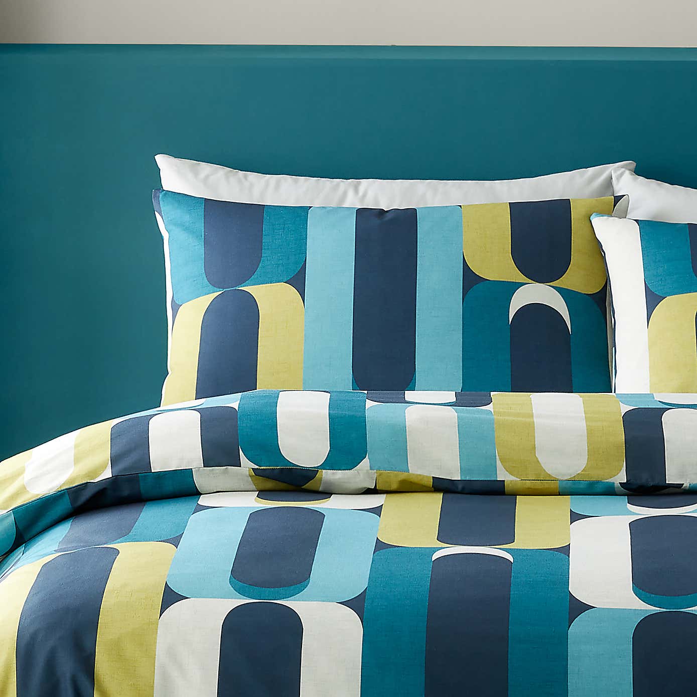 Orea Polycotton  Duvet Cover & Pillowcase Set