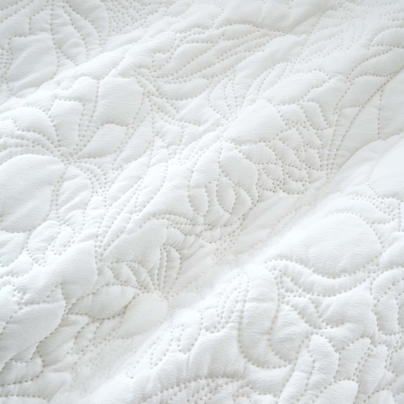 Ada Floral Duvet Cover and Pillowcase Set