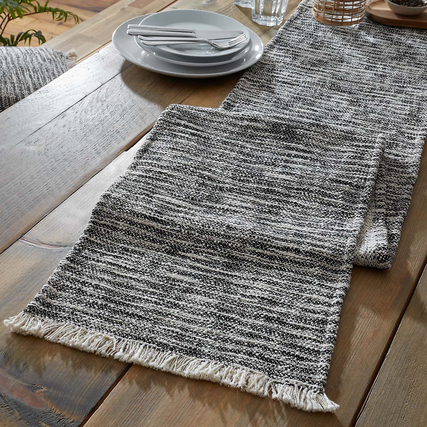 Pineapple Elephant Textured Frayed Table Runner
