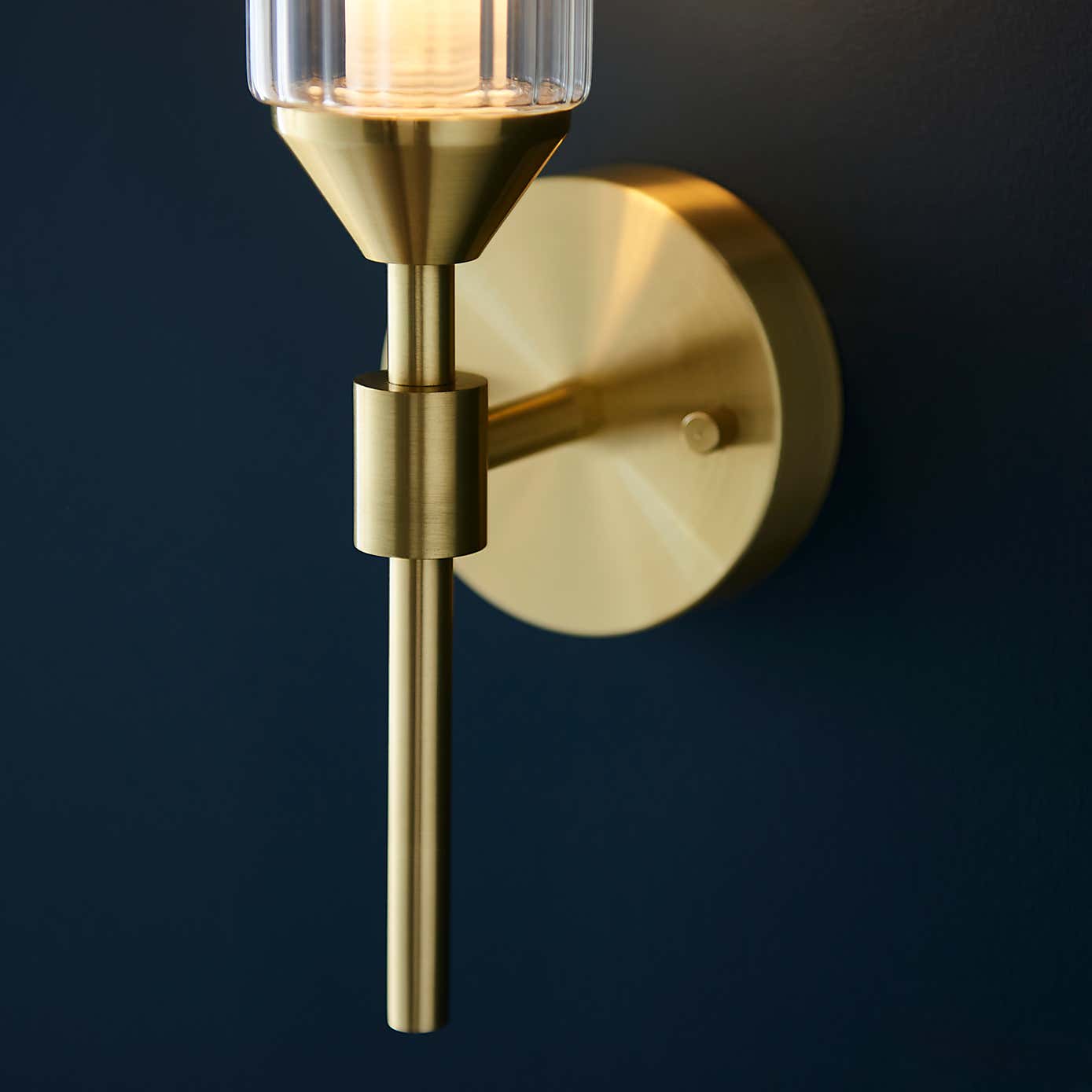 Vogue Bailey Ribbed Wall Light