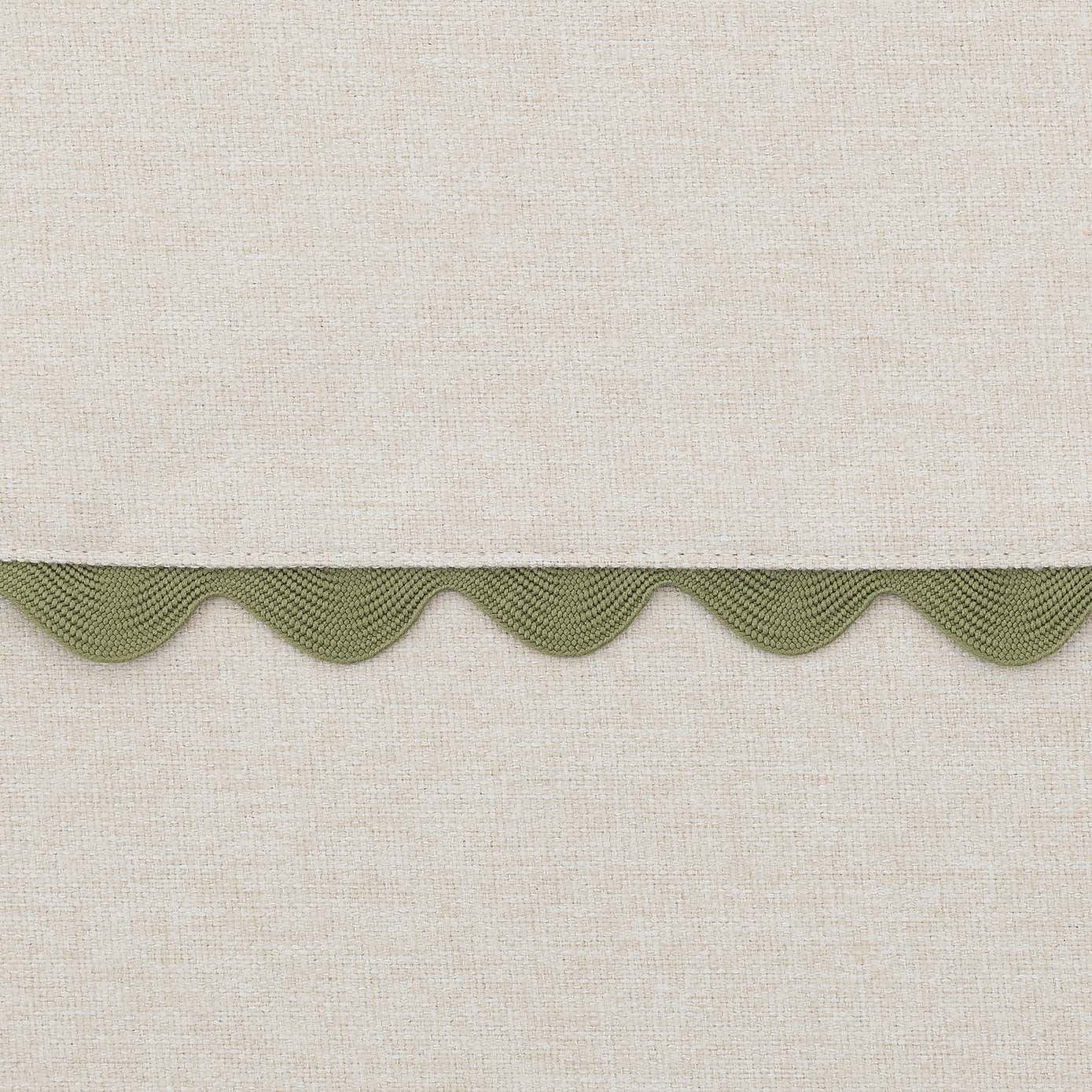 Luna Scallop Blackout Roman Blind