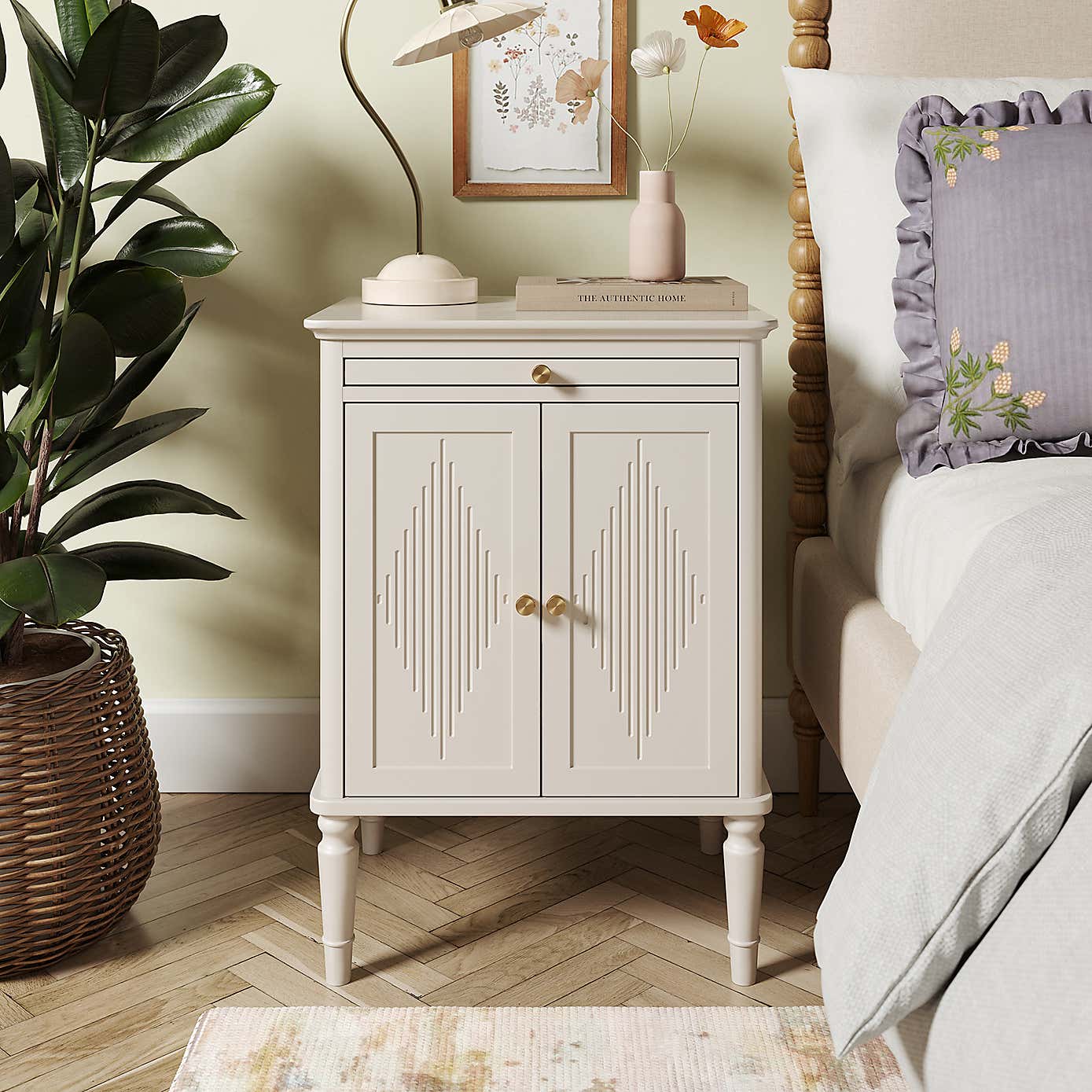 Ottilie 2 Door Bedside Table