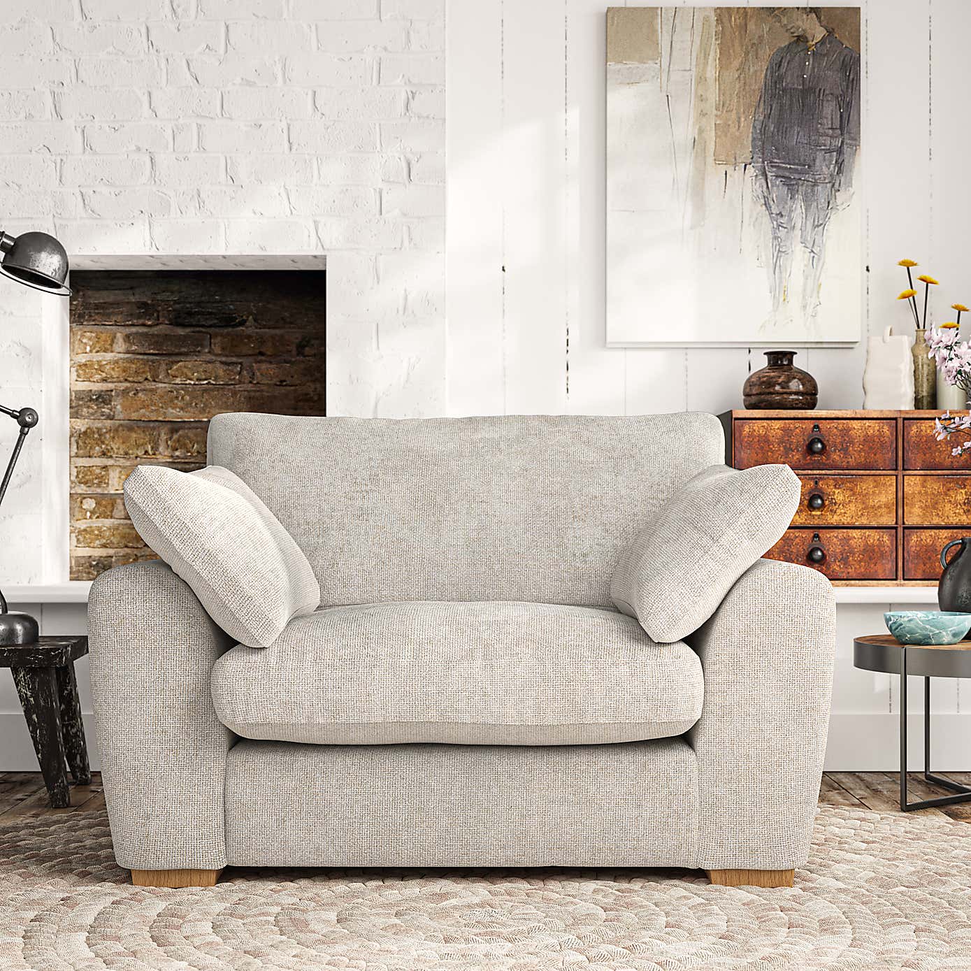 Madison Snuggle Chair