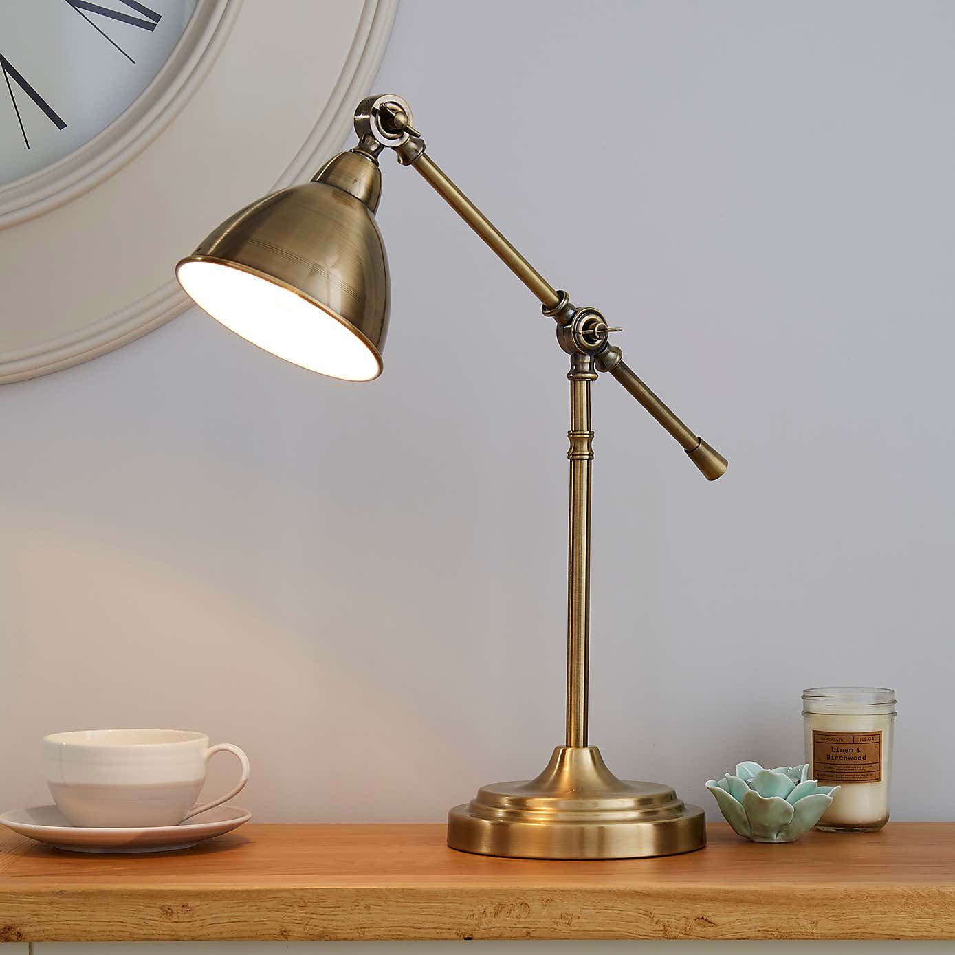 Lever Arm Desk Lamp
