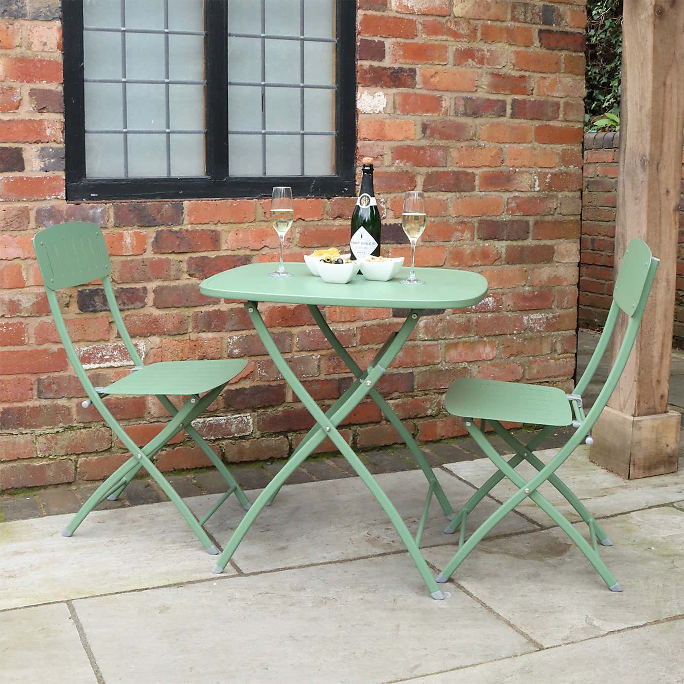 A.Mir Venice Square Outdoor Bistro Set