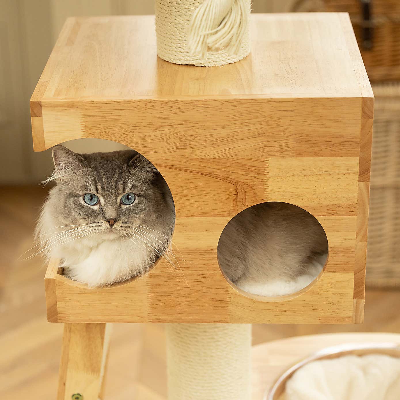 Lords and Labradors Fit Me Cat Play Centre