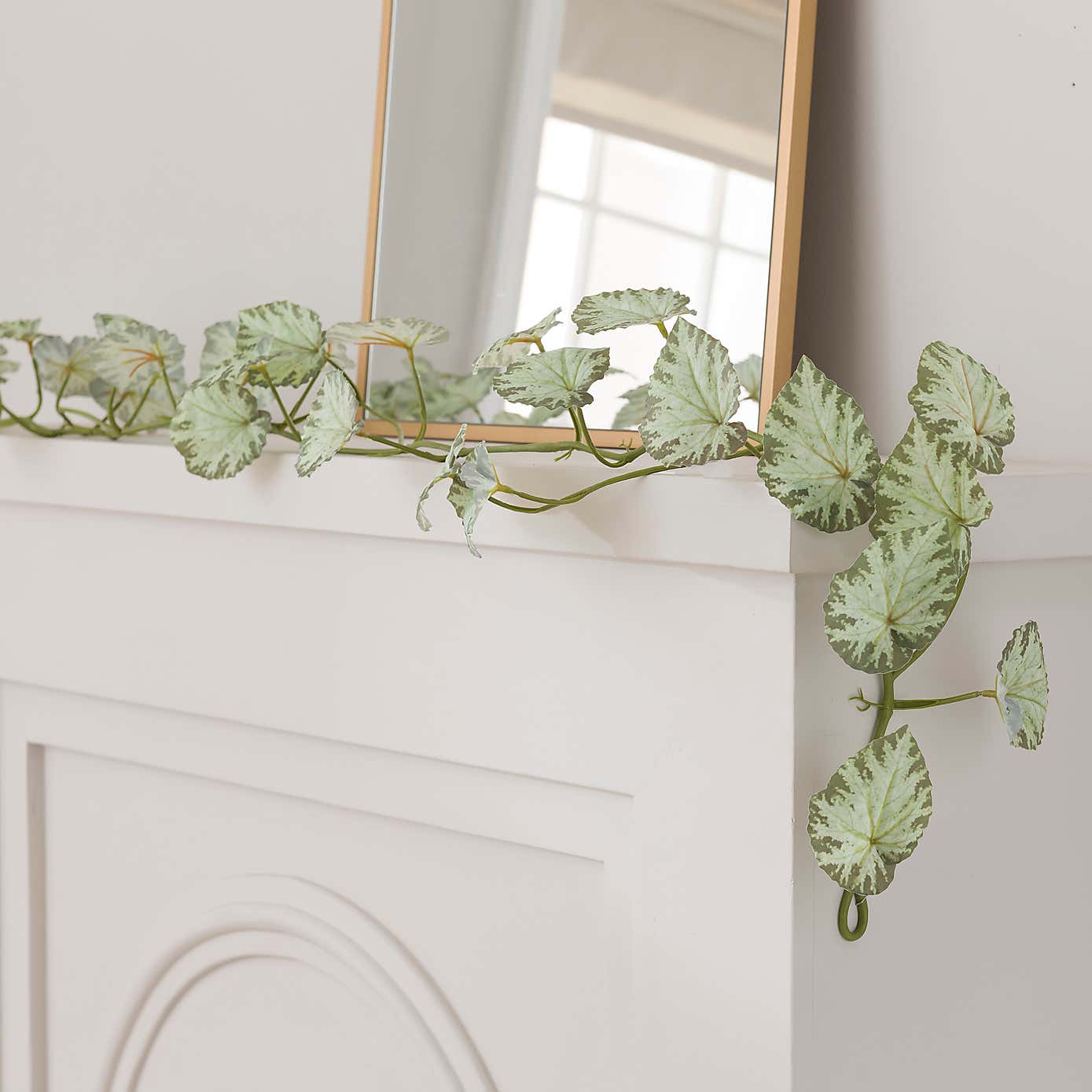 Artificial Begonia Leaf Garland