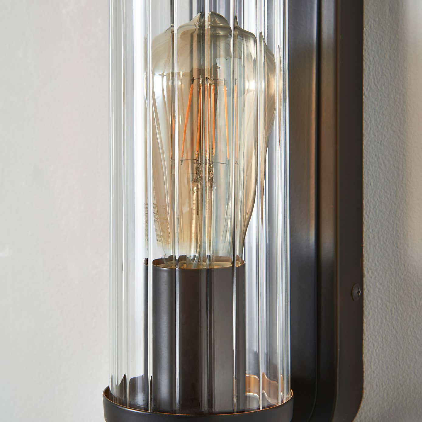 Alyn Dimmable Bathroom Wall Light