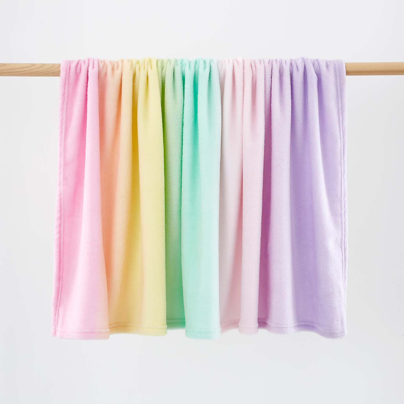 Pastel Ombre Fleece Throw