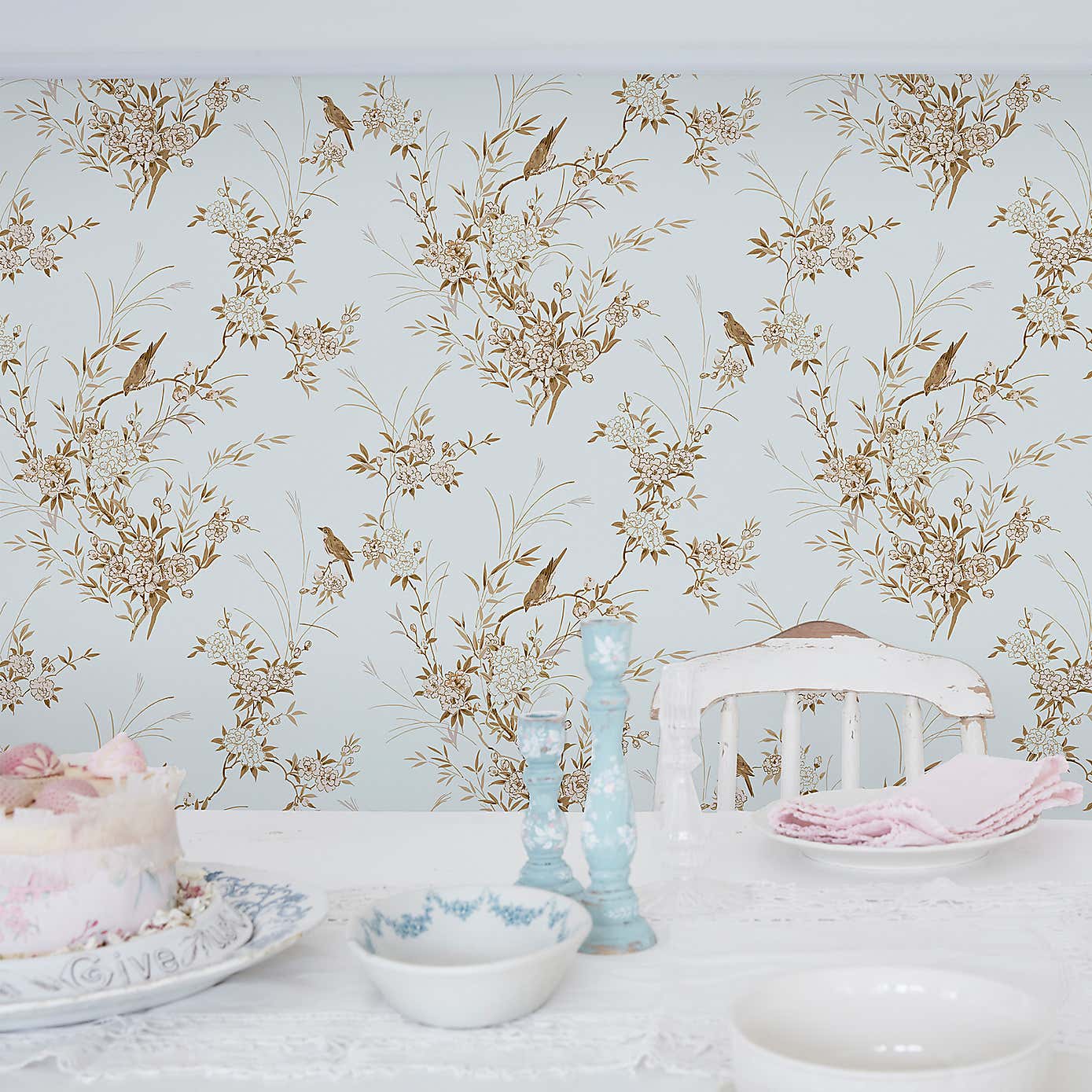 Rachel Ashwell Bird Chinoiserie Wallpaper