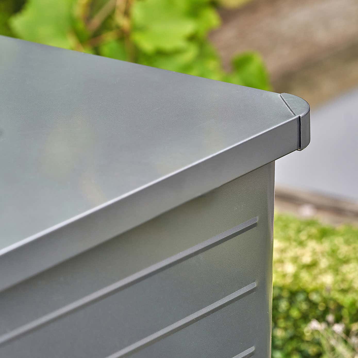 Pacific Lifestyle Rhode Island Small Galvanised Steel Cushion Box