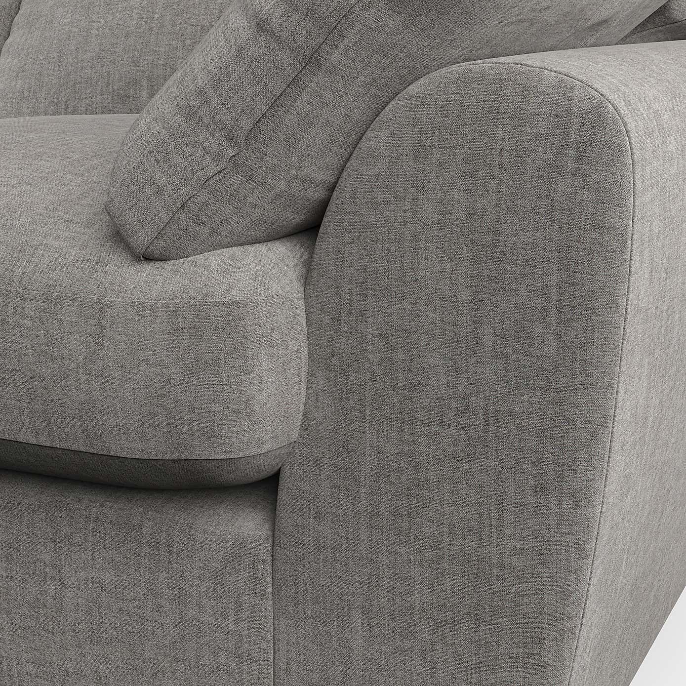 Madison Snuggle Chair