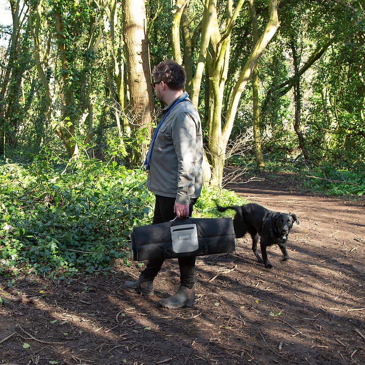 Scruffs Expedition Roll Up Travel Pet Bed