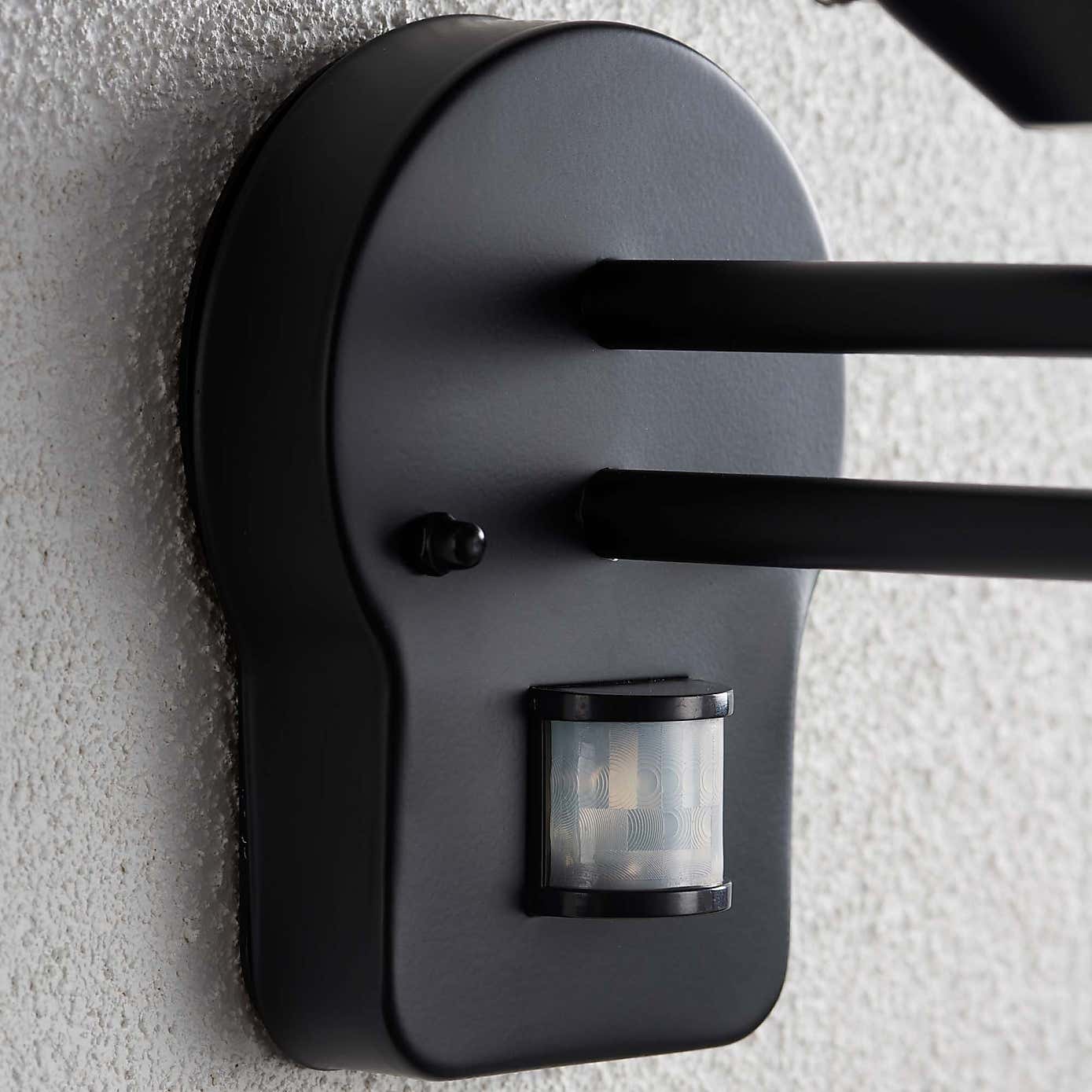 Vogue Lighting Holden Outdoor PIR Wall Light