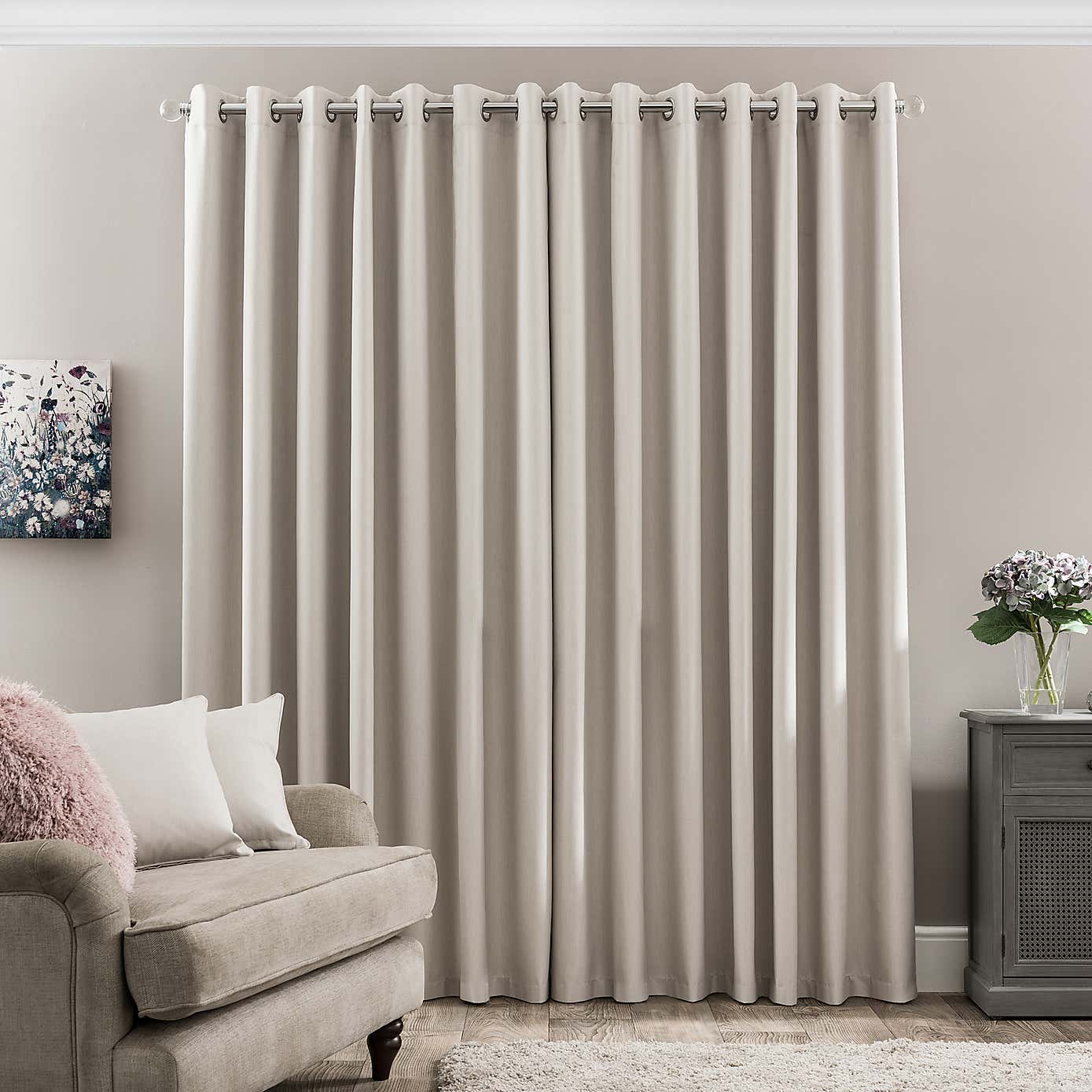 Solar Blackout Eyelet Curtains