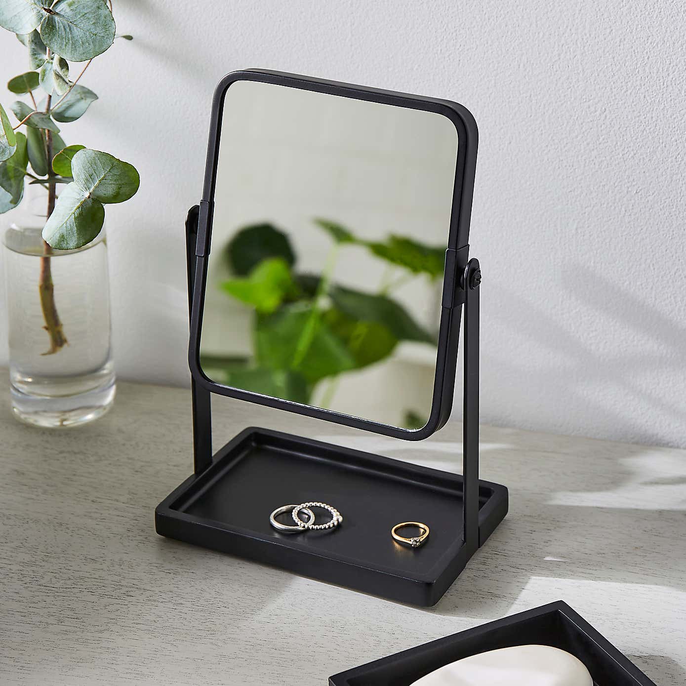 Freestanding Square Dressing Table Mirror with Tray