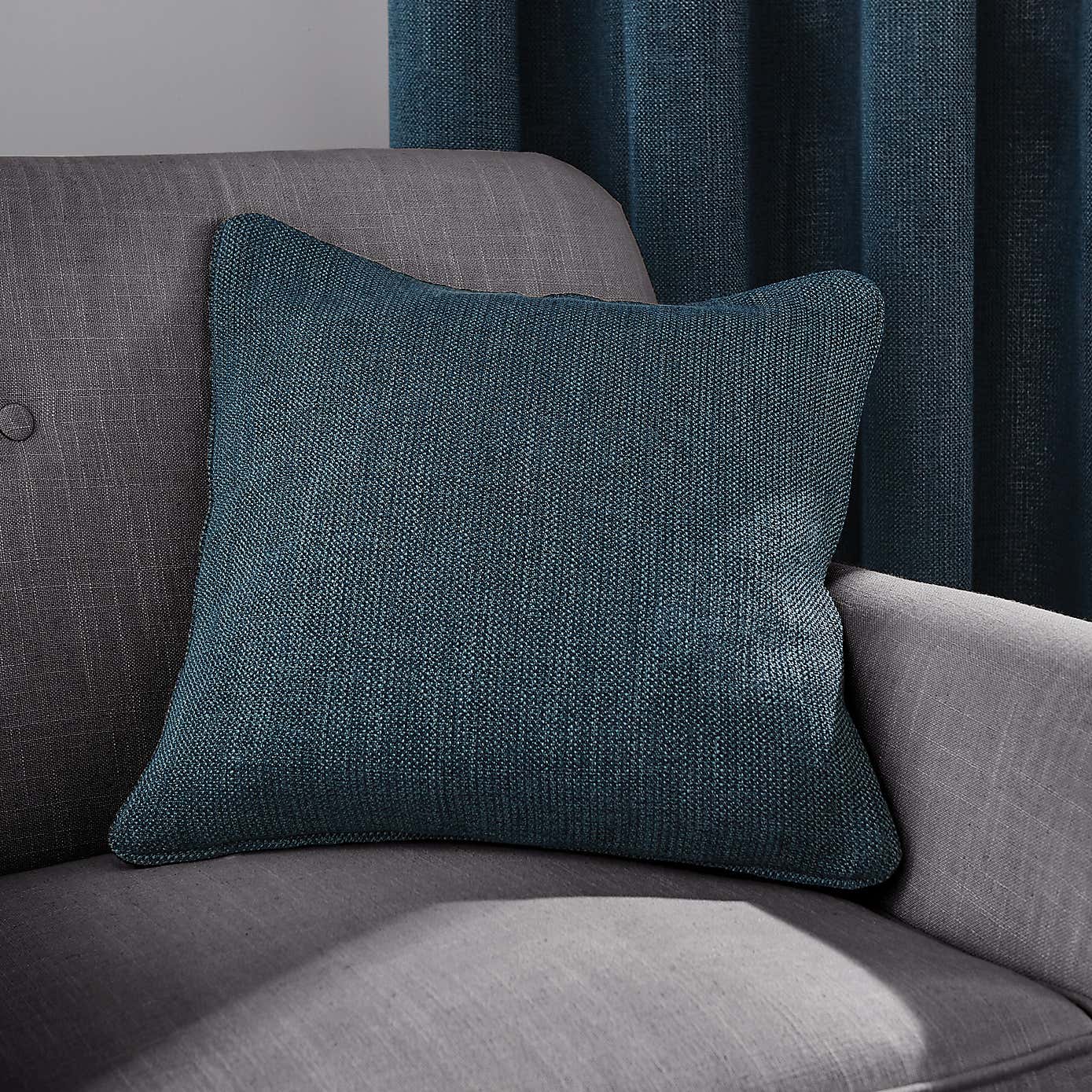 Wynter Old Gold Cushion