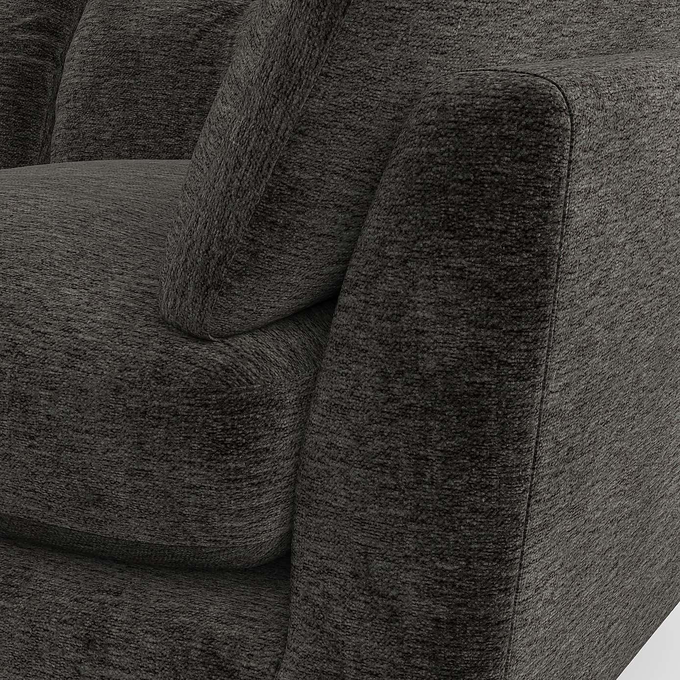 Peyton Snuggle Chair