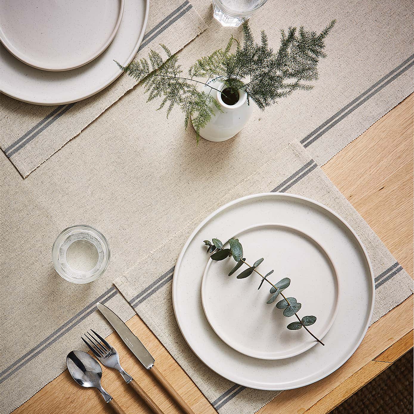Set of 2 Ribbed Striped Placemats