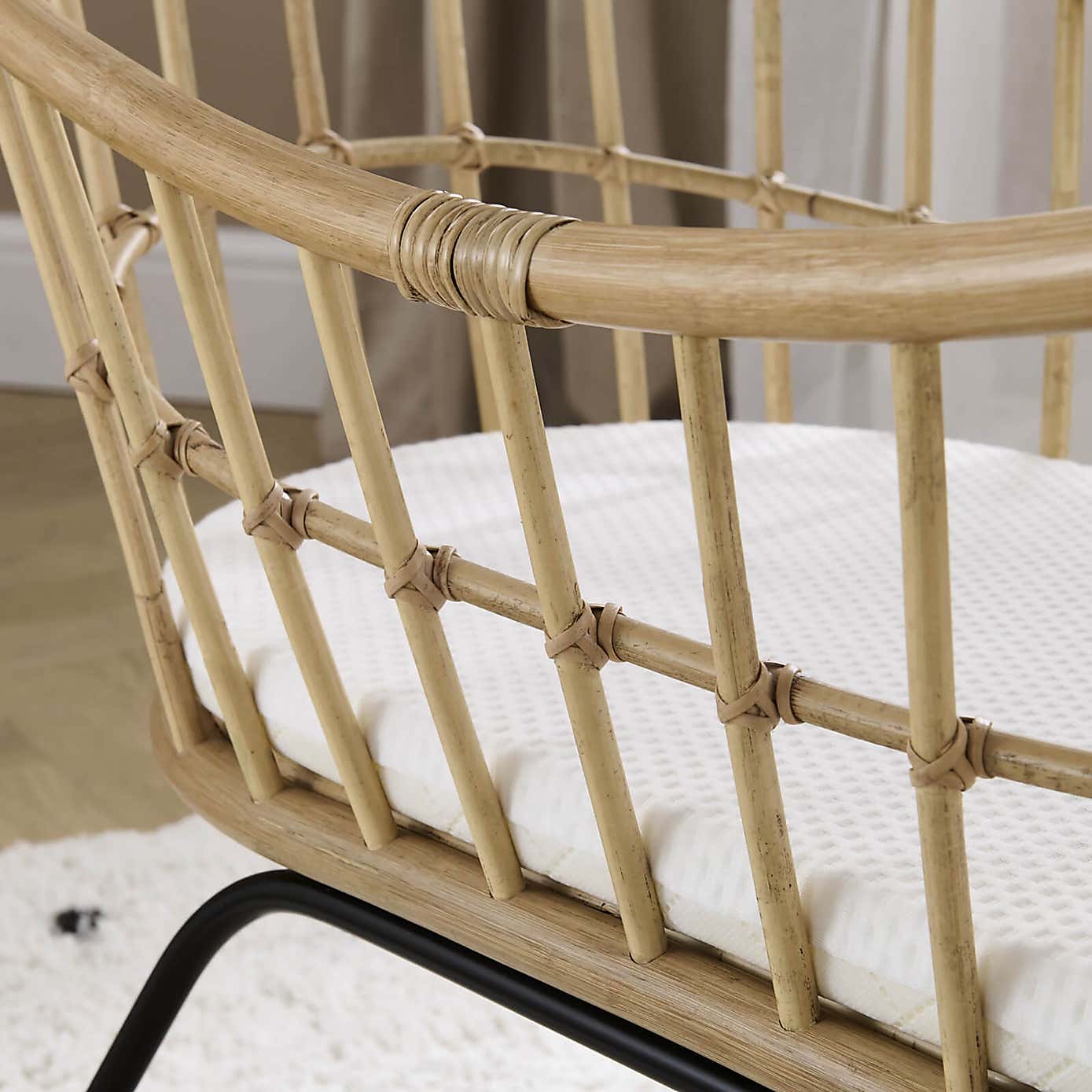 CuddleCo Aria Wave Rattan Crib