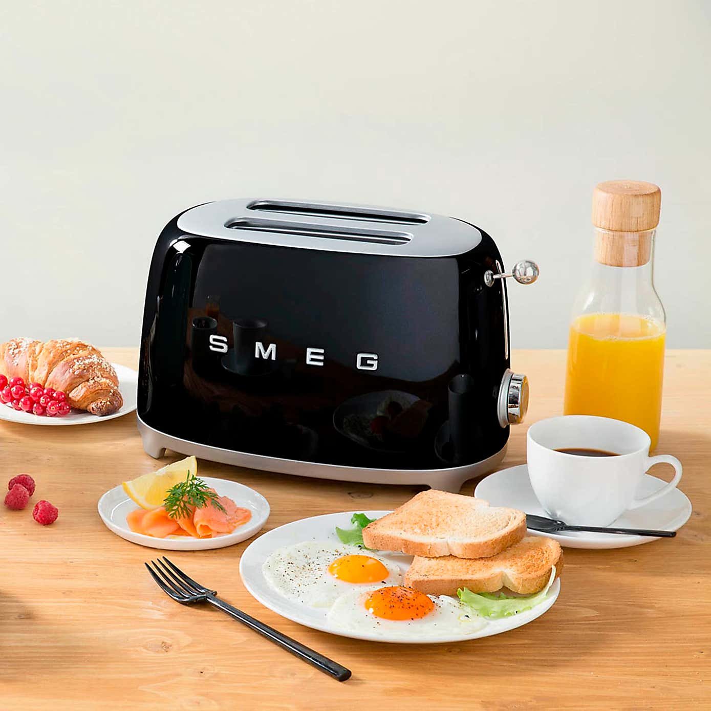 SMEG 2 Slice Toaster