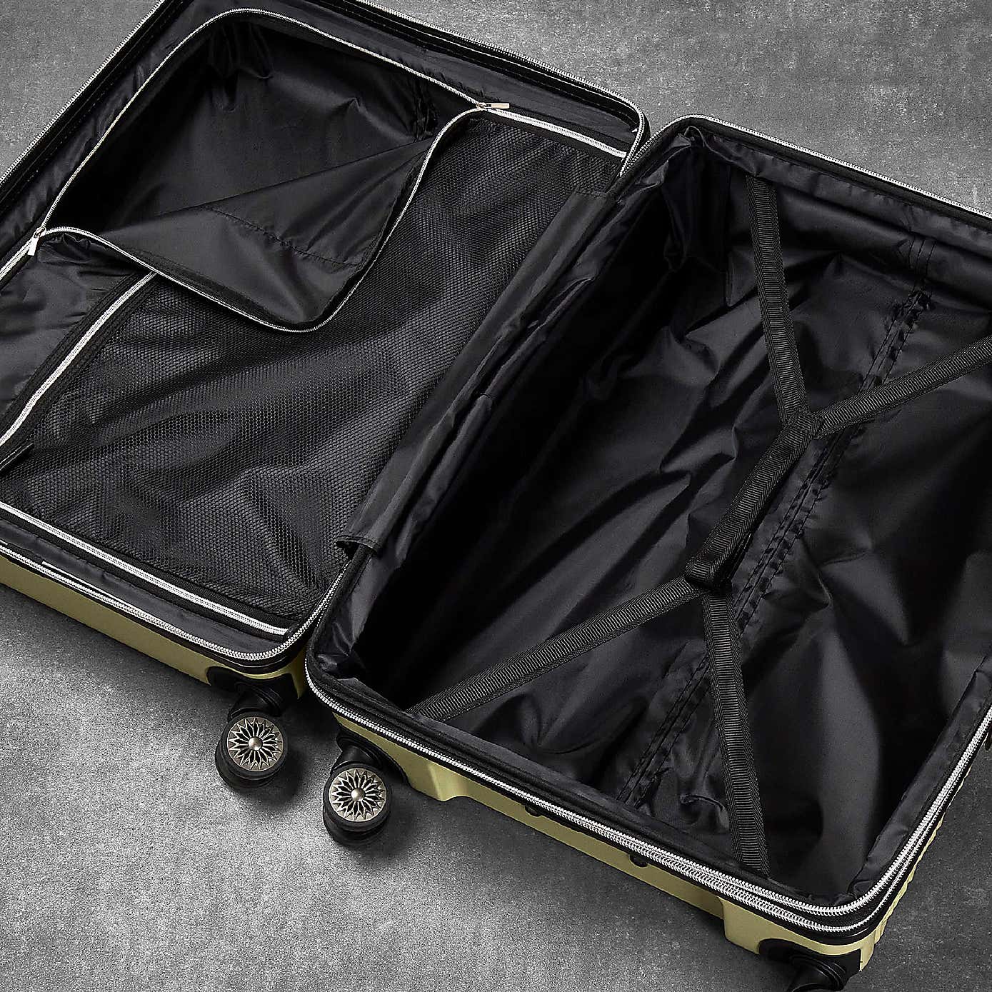 Rock Luggage Maya Hard Shell Suitcase