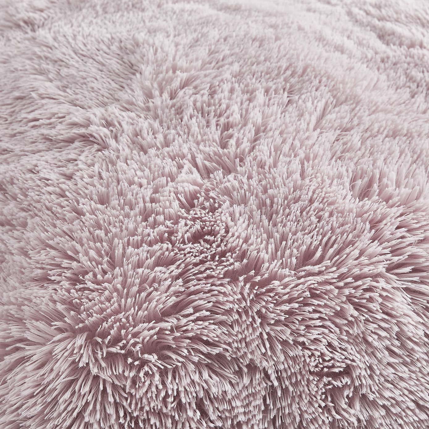 Cuddly Faux Fur Supersize Family Throw 245cm x 280cm