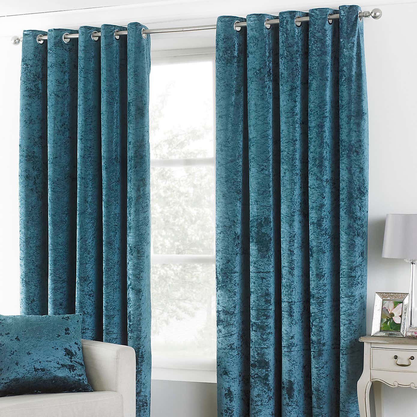 Verona Velvet Eyelet Curtains