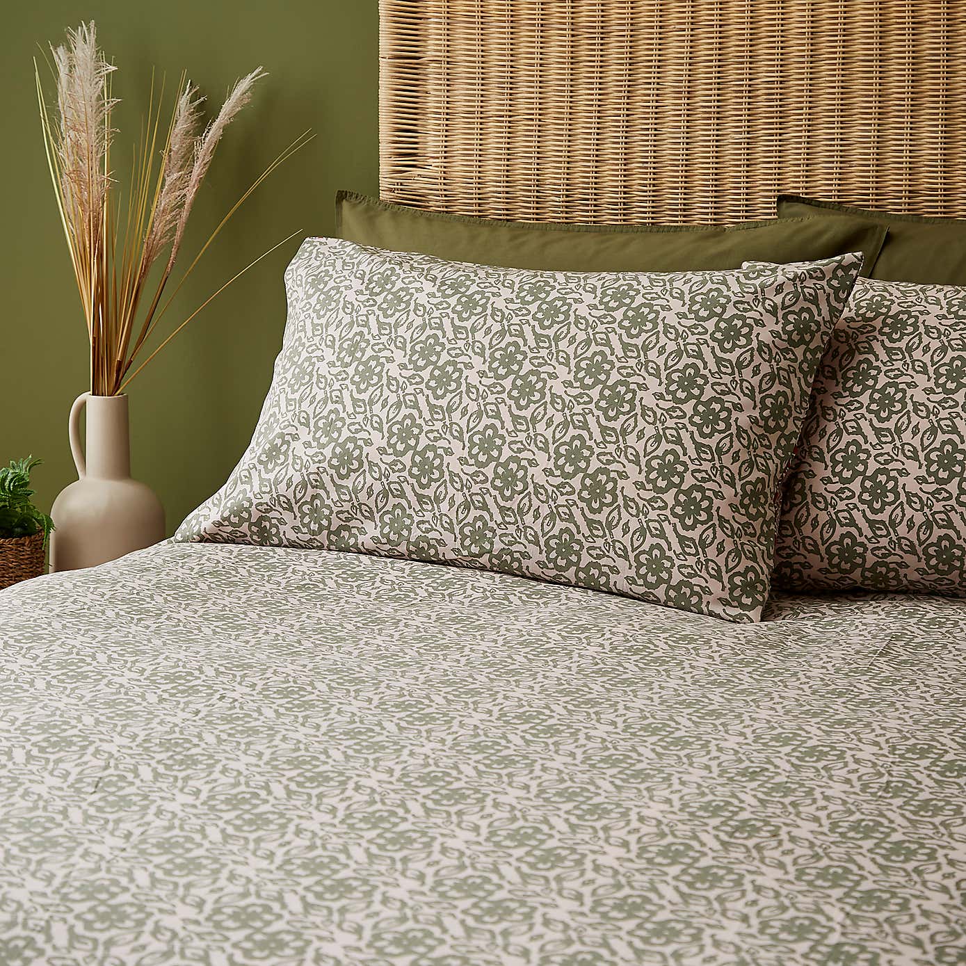 Ziara 100% Cotton Duvet Cover and Pillowcase Set