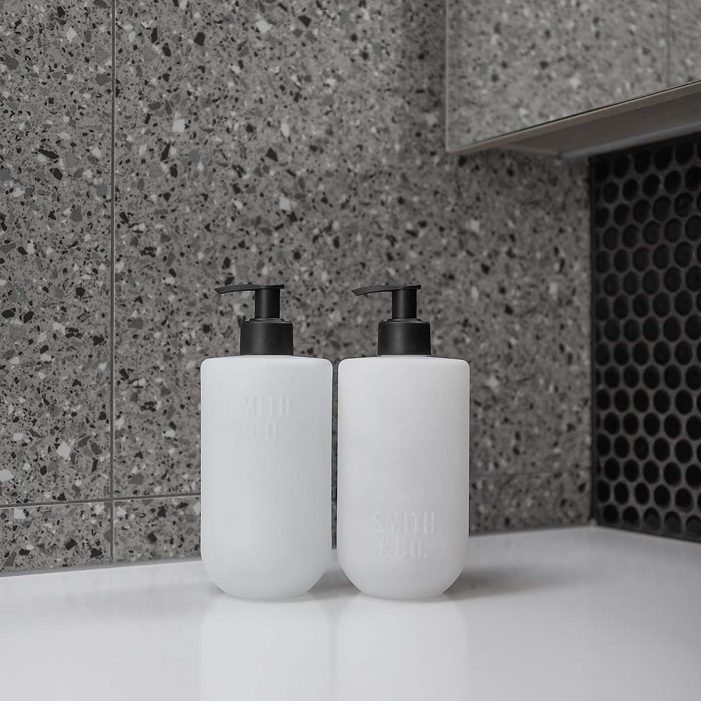 Smith & Co Tonka & White Musk Hand & Body Lotion