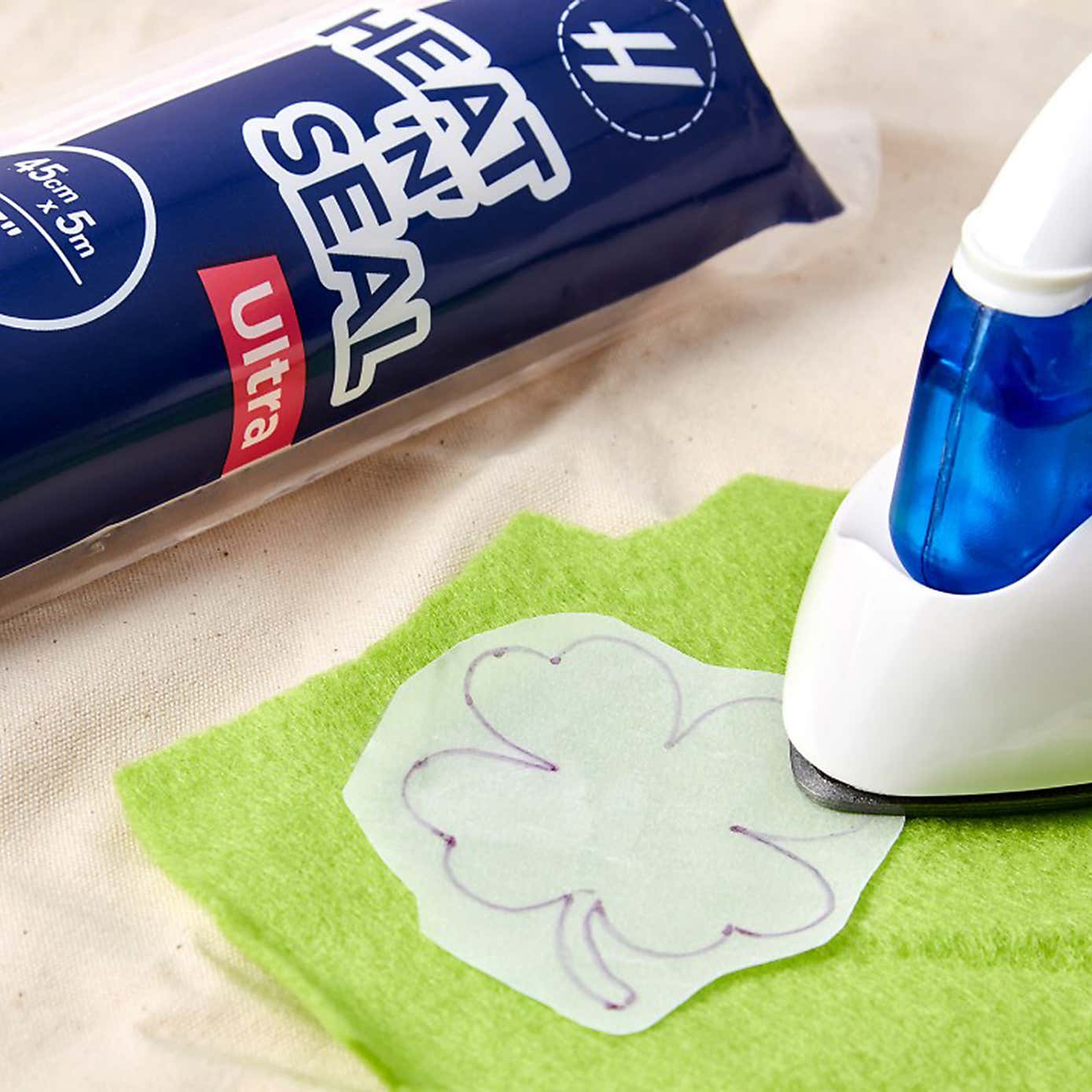 Heat 'n' Seal Ultra 93cm x 43cm