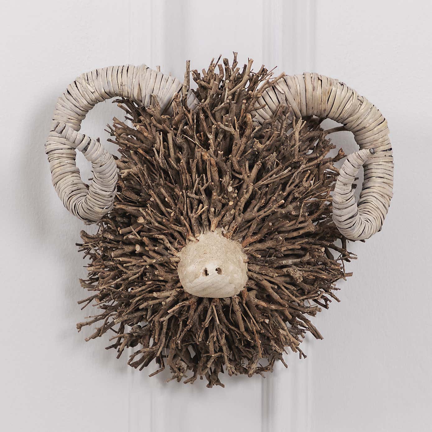 Voyage Maison Beau Wall Mounted Ram Head Ornament