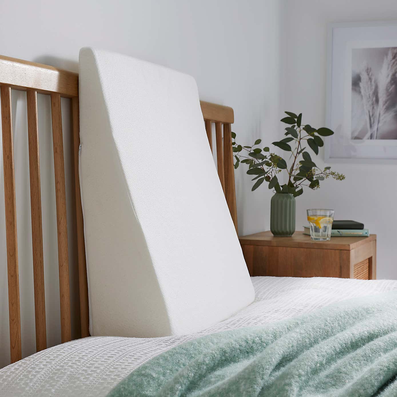 Wedge Memory Foam Medium-Support Back Pillow Large