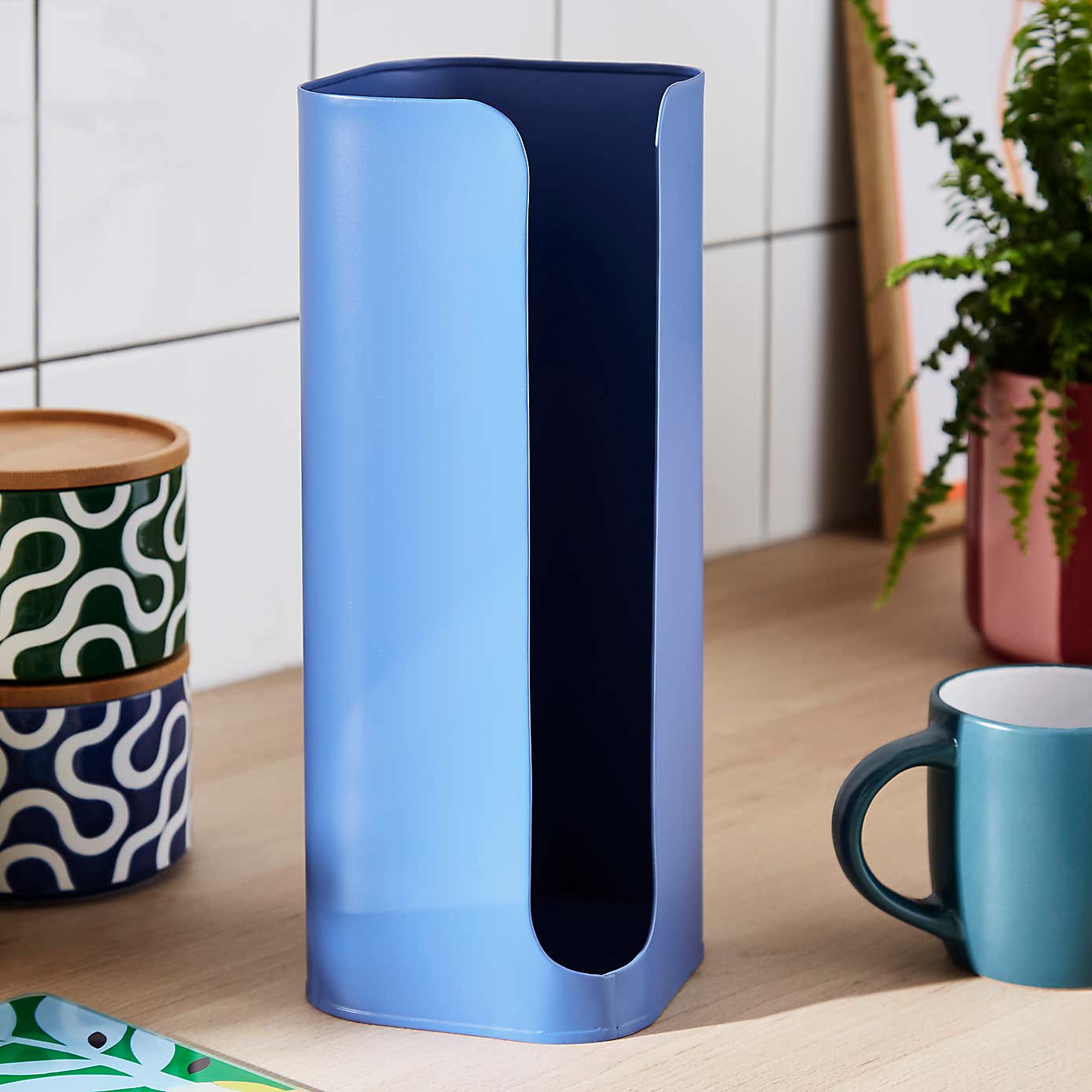 Elements Blue Mug Holder