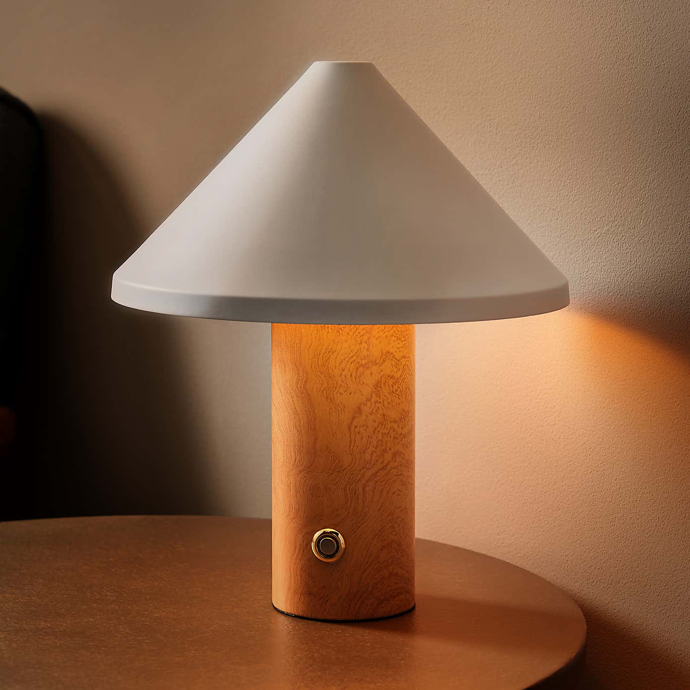 Gino Touch Dimmable Table Lamp
