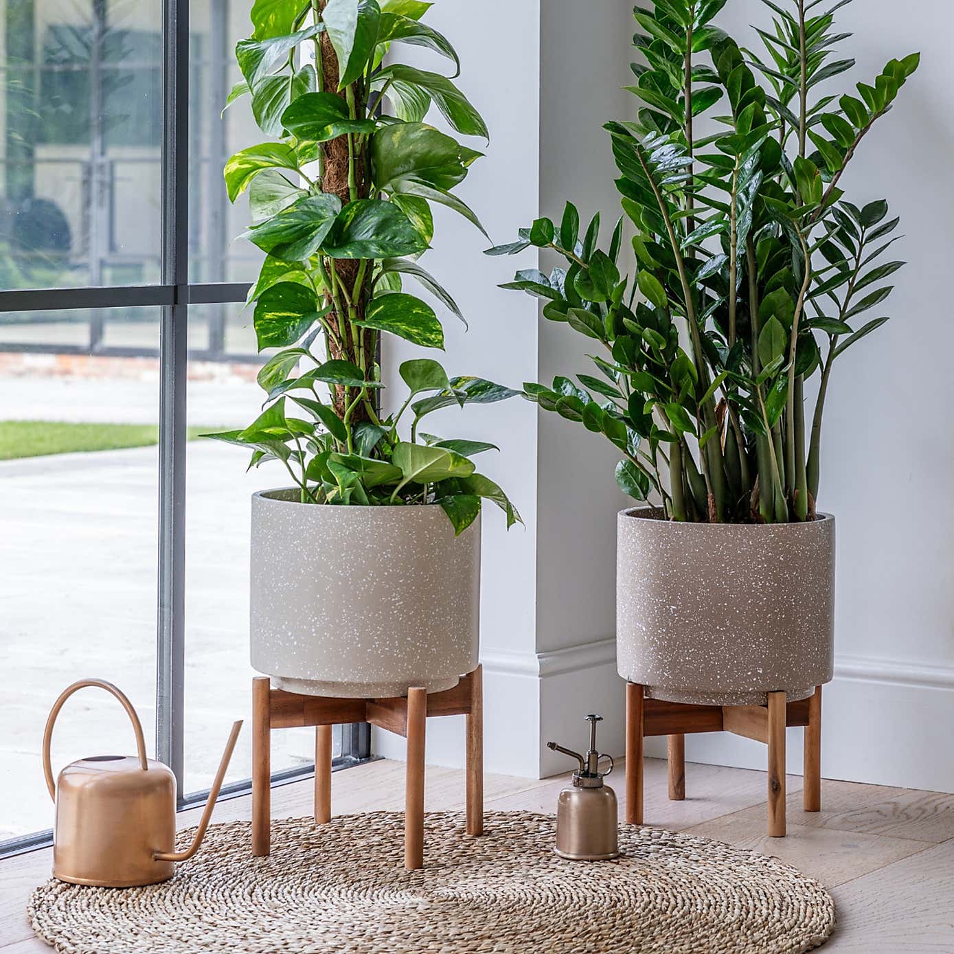 Valetta Speckled Ceramic Plant Pot with Stand