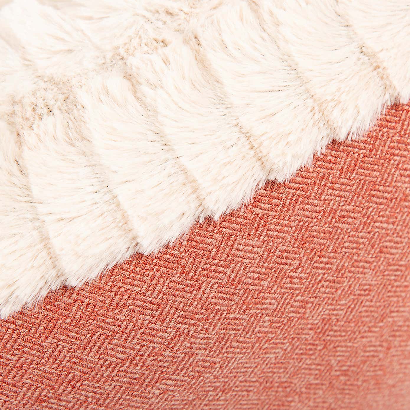 Scruffs Ellen Donut Pet Bed