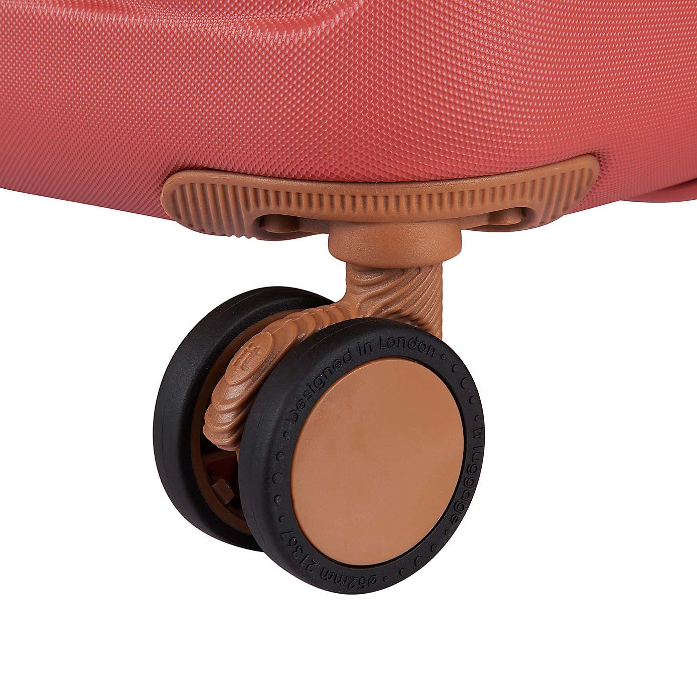 IT Luggage Enthralled Suitcase