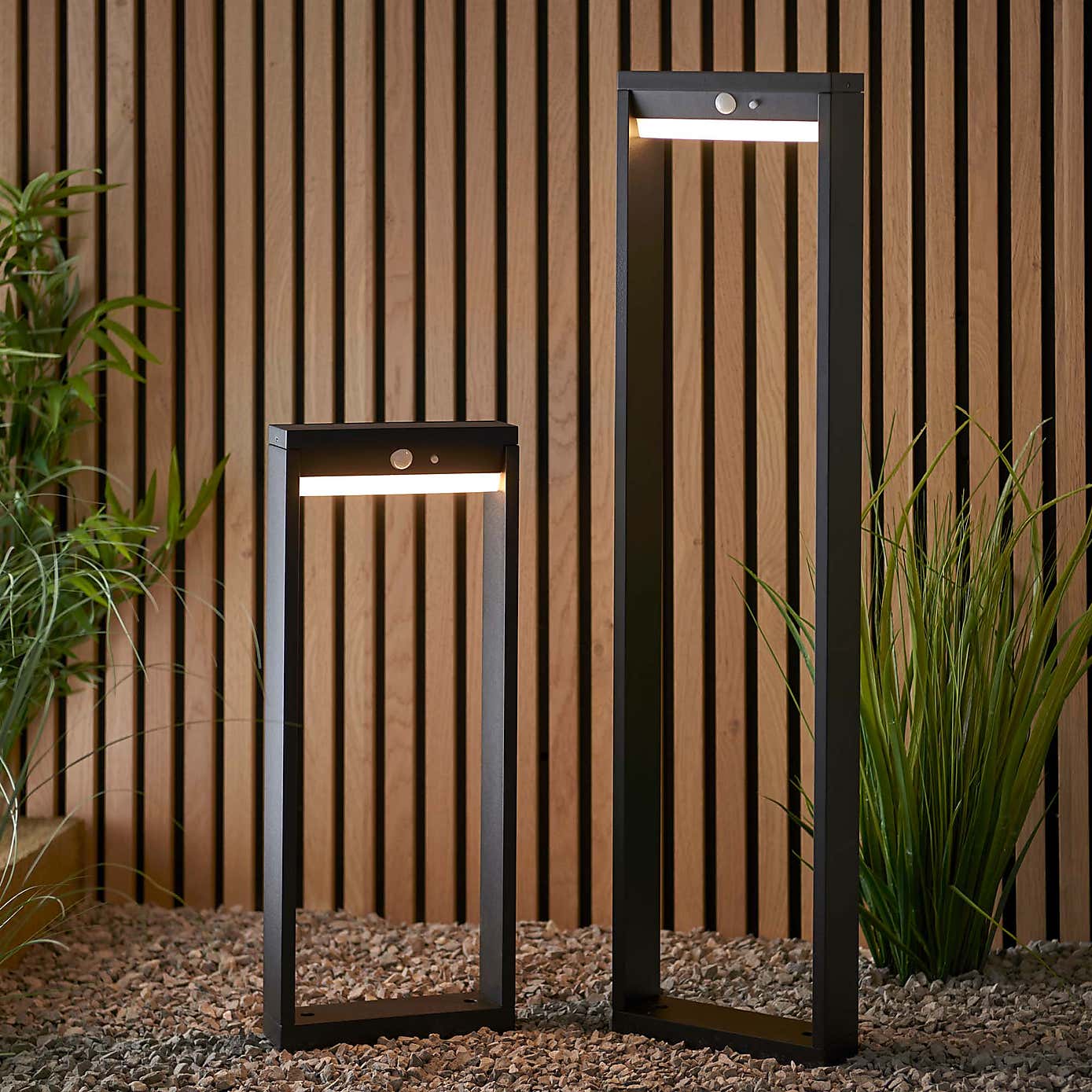 Vogue Callen 50cm Outdoor Solar PIR Floor Light