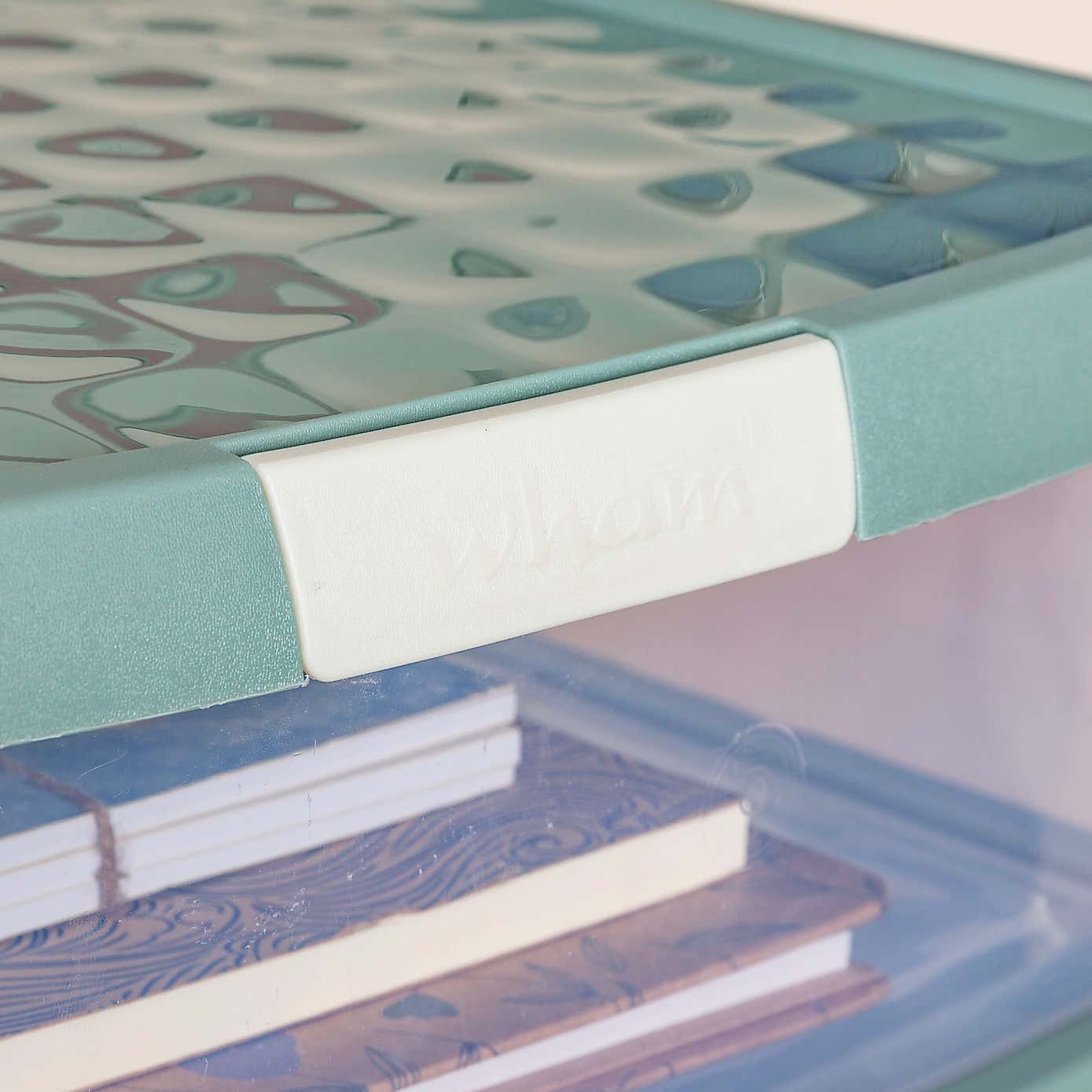 Wham Clip Pack of 4 Square Storage Boxes With Lids